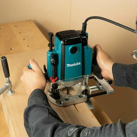 Makita RP1803FXJ Bovenfreesmachine in Mbox - 1650W - 12mm - 230V incl. Accessoireset