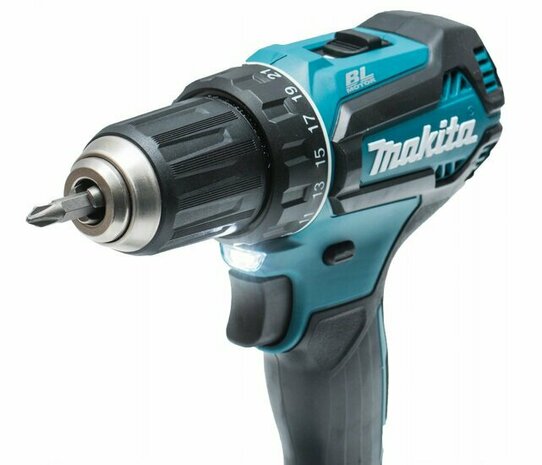 Makita DDF485RAJ 18V Boor- en schroefmachine Set 2,0 AH accu&#039;s (2 st) + Snellader in M-Box