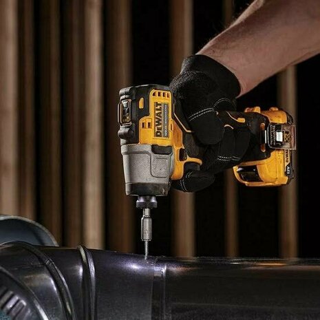 DeWALT DCF850NT Accu Slagschroevendraaier 18V XR Basic Body in TSTAK